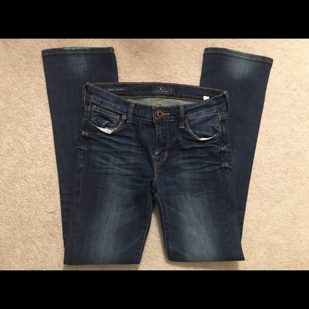Lucky Brand Jeans 26 A Brooke slim boot.